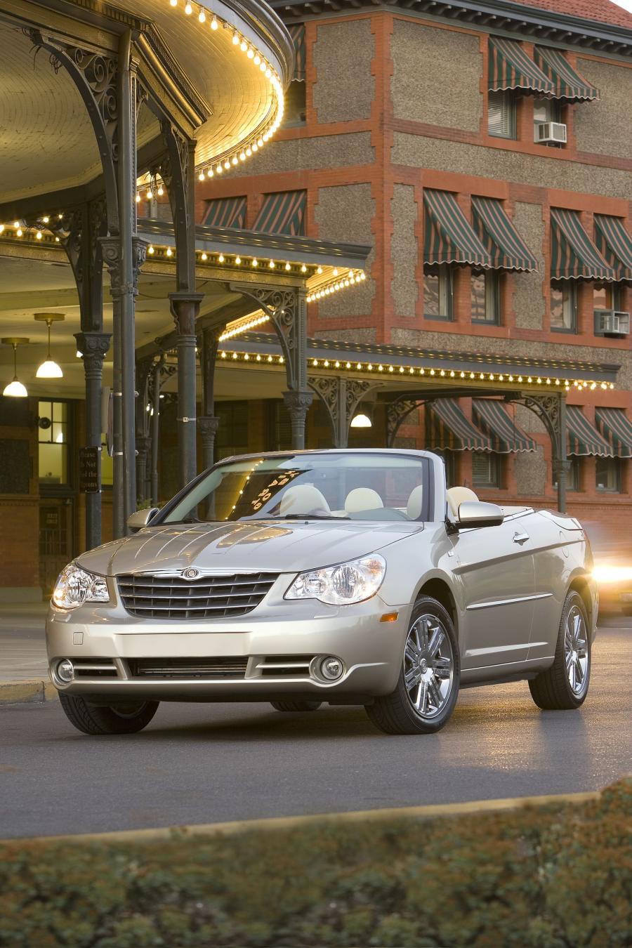  Chrysler Sebring Convertible 2008 года  (фото 25 из 150)